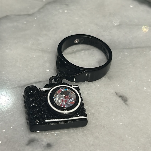 Vintage Camera Ring With Crystals-Boutique - Picture 1 of 7
